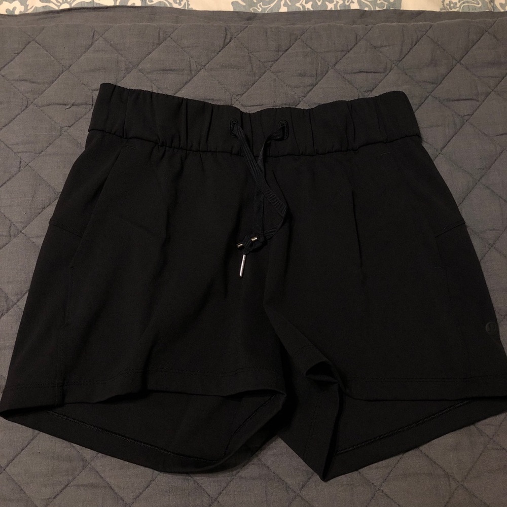 Lululemon On the Fly Short 2.5”